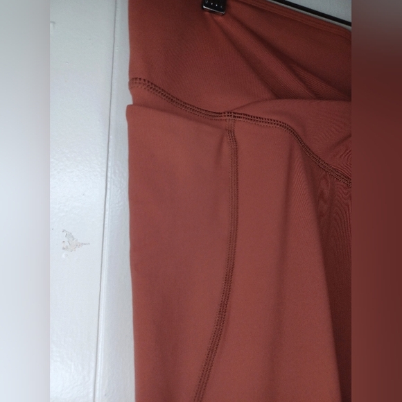 Rust Leggings - Picture 8 of 10